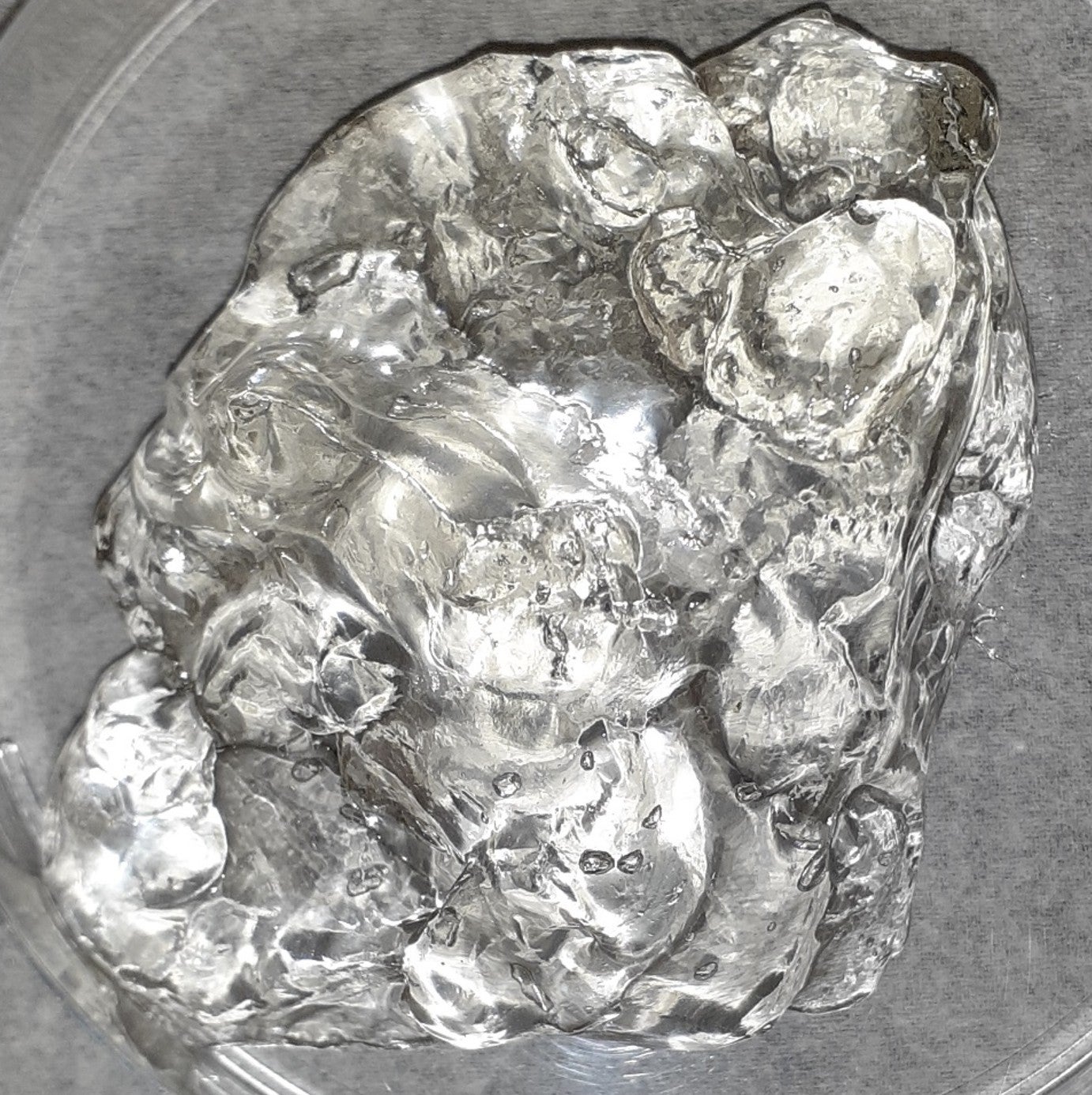 Researchers at the University of Waterloo developed this natural, superabsorbent hydrogel to replace synthetic, non-biodegradabl
