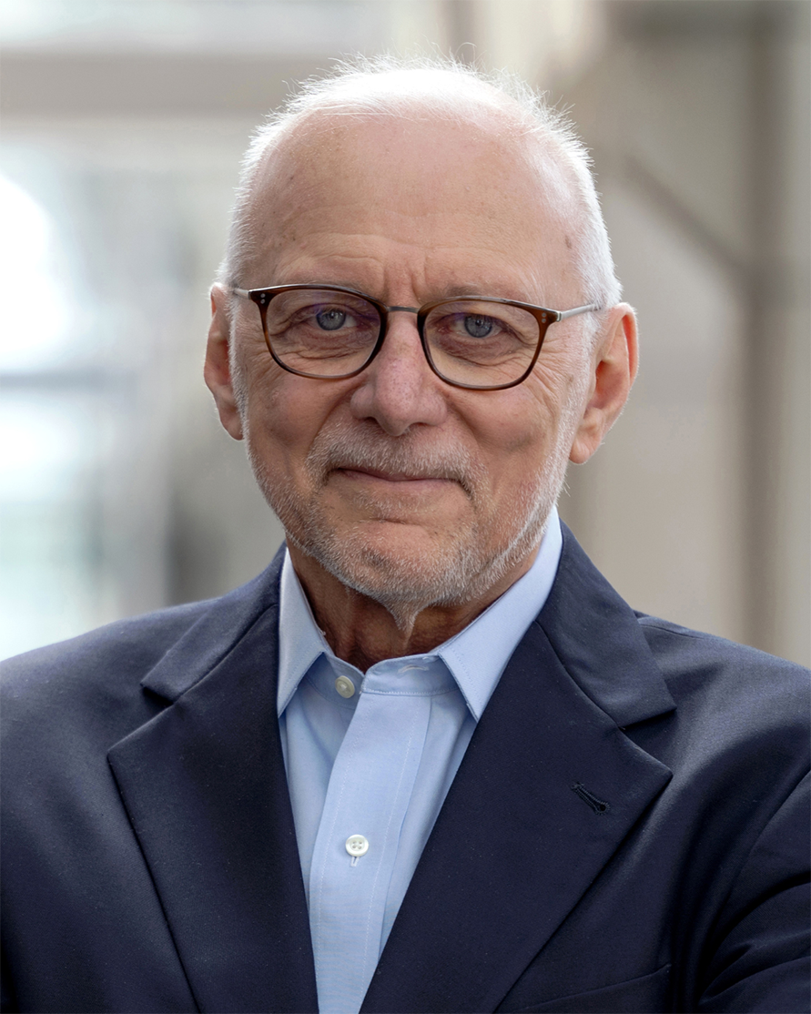 Dr. M. Tamer Özsu