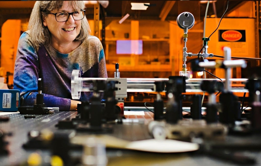 Donna Strickland in lab