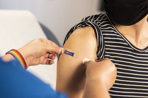 Patient receiving influenza vaccination