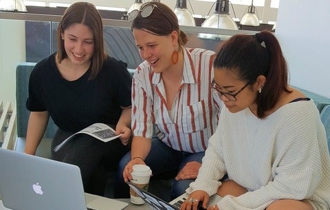 Participants of the Hungryr team