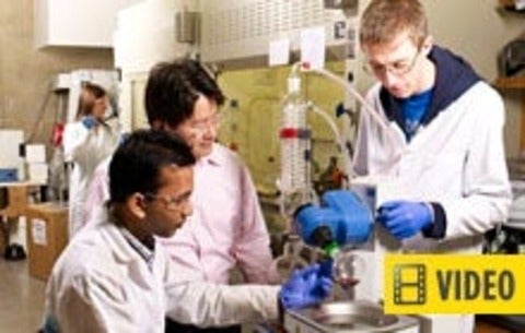 Frank Gu and his research team