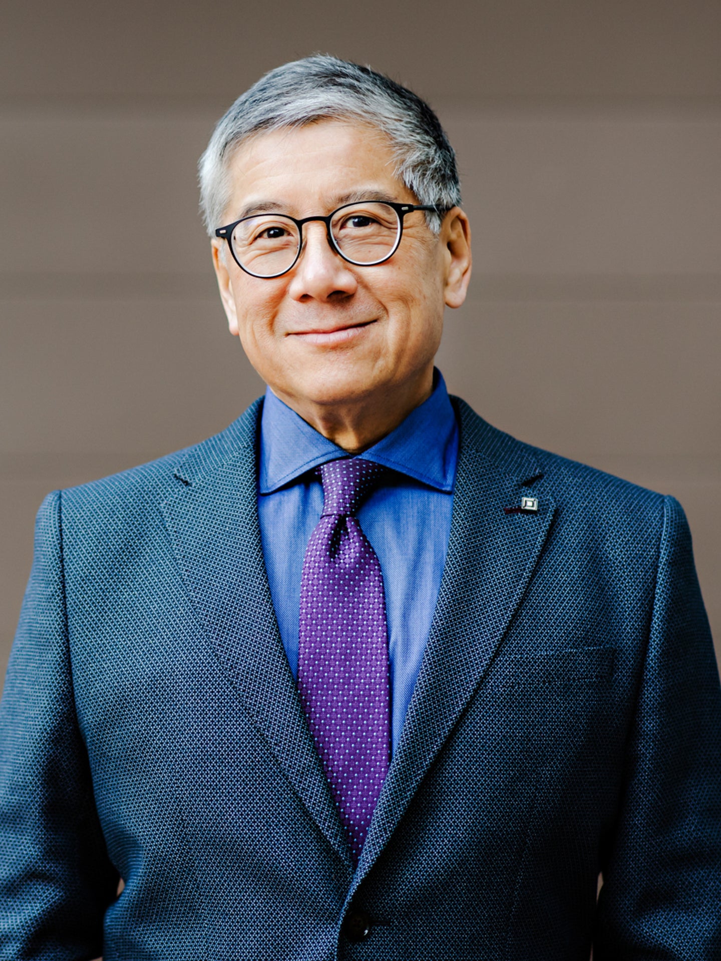 Dr. Geoffrey Fong