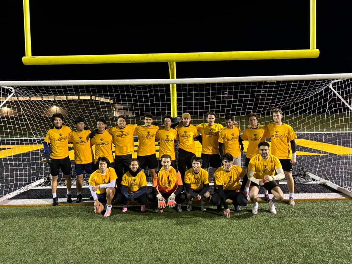Elysia Darbourne with intramural soccer team