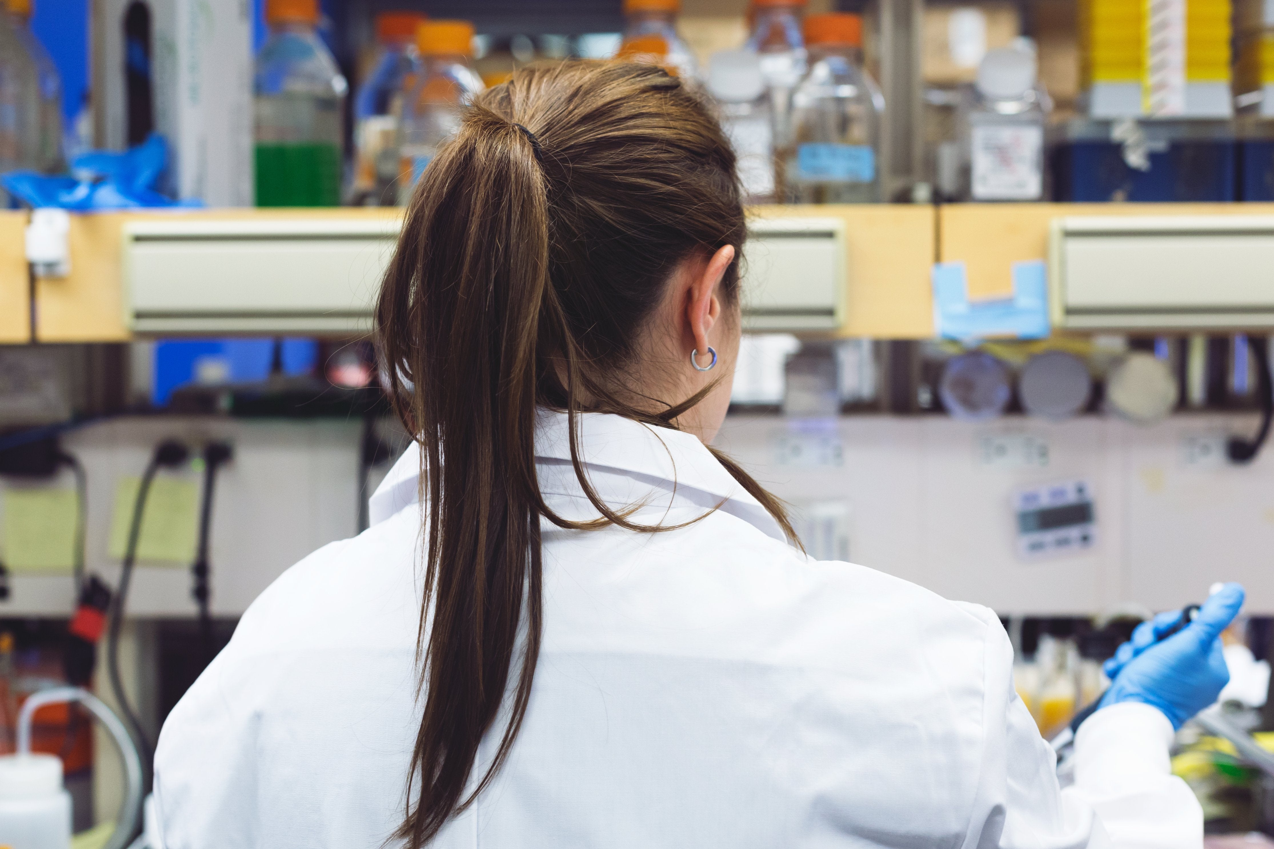 Women scientist