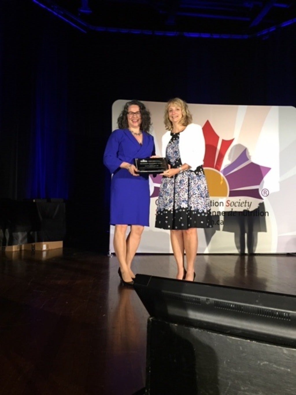 Prof Heather Keller receiving award 2019