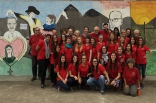 Optometry student volunteers on a recent mission to Peru