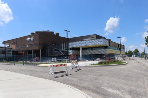 Waterloo Eye Institute extension to optometry building construction