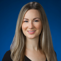 Dr. Jessica Steen headshot