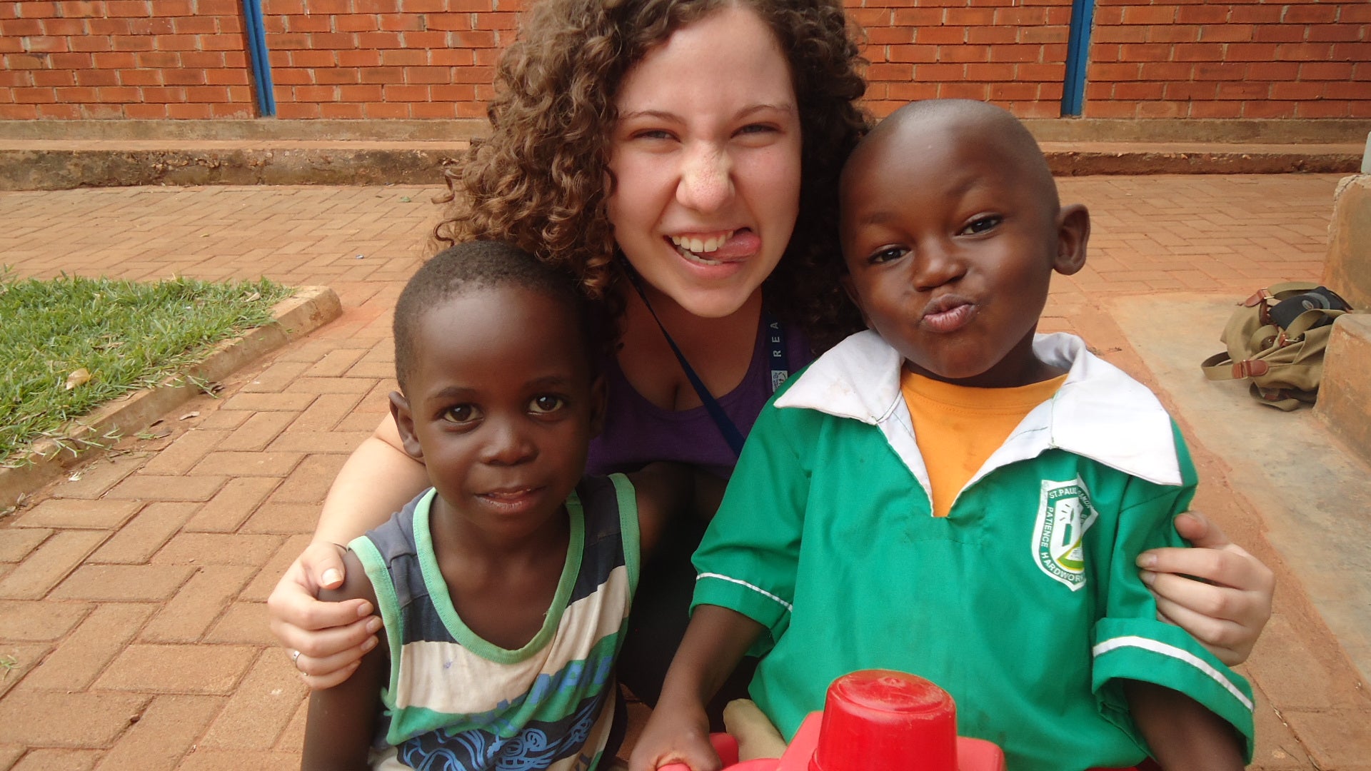 Jenna with kids