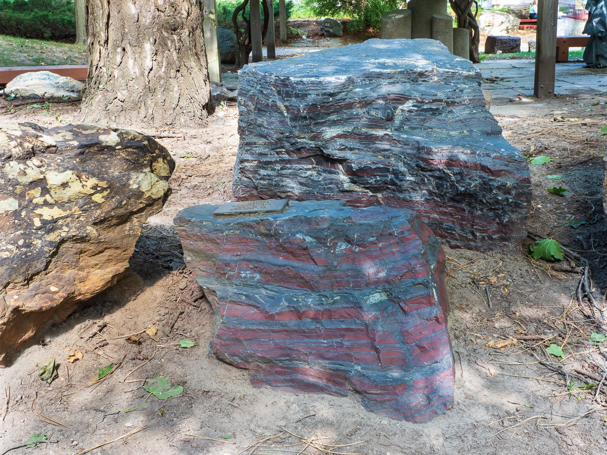 Banded iron formation (magnetite)