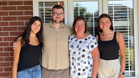 Anteja Cubelic, Nikola Cubelic, Susan Cubelic and Viktoria Cubelic