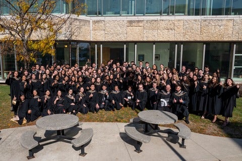 Waterloo Pharmacy class of 2022 group photo in the courtyard