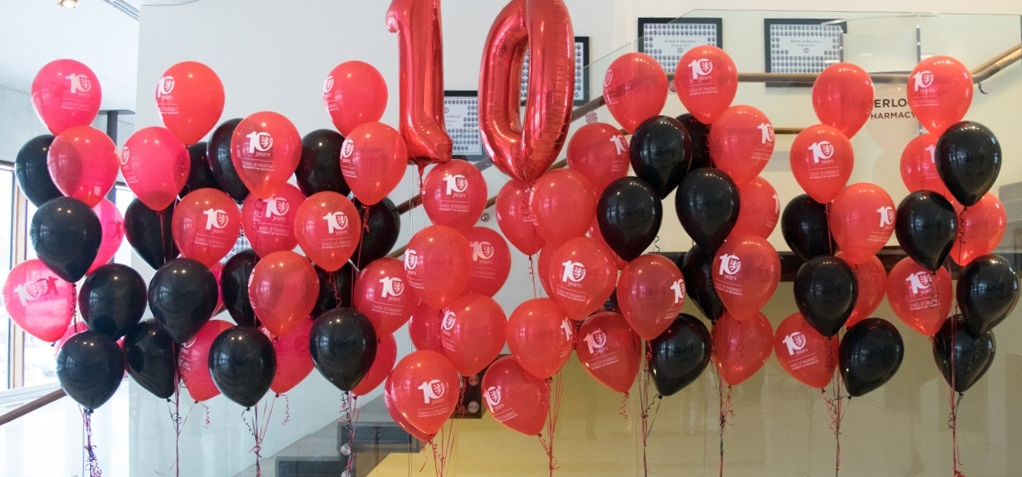 Red and black ballons with a big 10 balloon