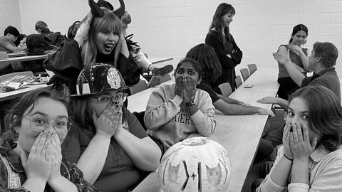 halloween pumpkin carving
