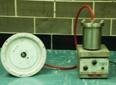 Photograph of constant volume can