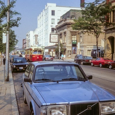 Toronto EB streetcar pictured near the Royal Alex Theatre.
