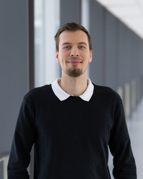 Morris Schneider Headshot