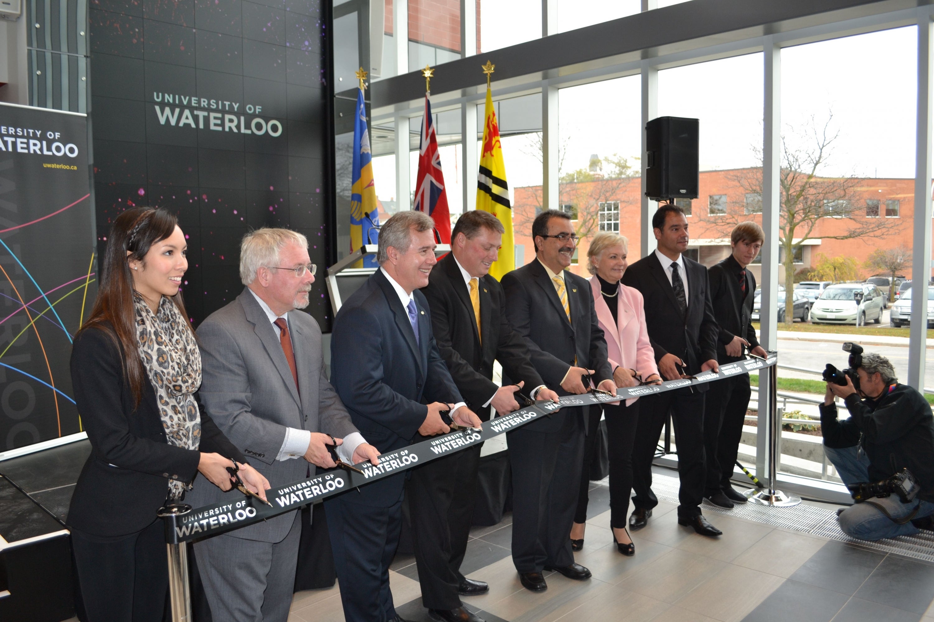 President Hamdullahpur and community leaders open Stratford Campus.