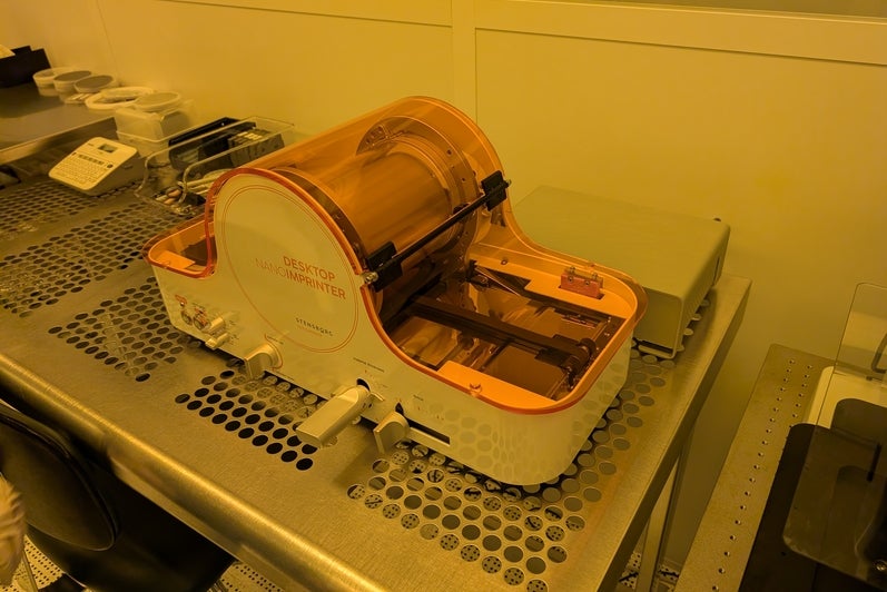 Stensborg NanoImprint Lithography System 