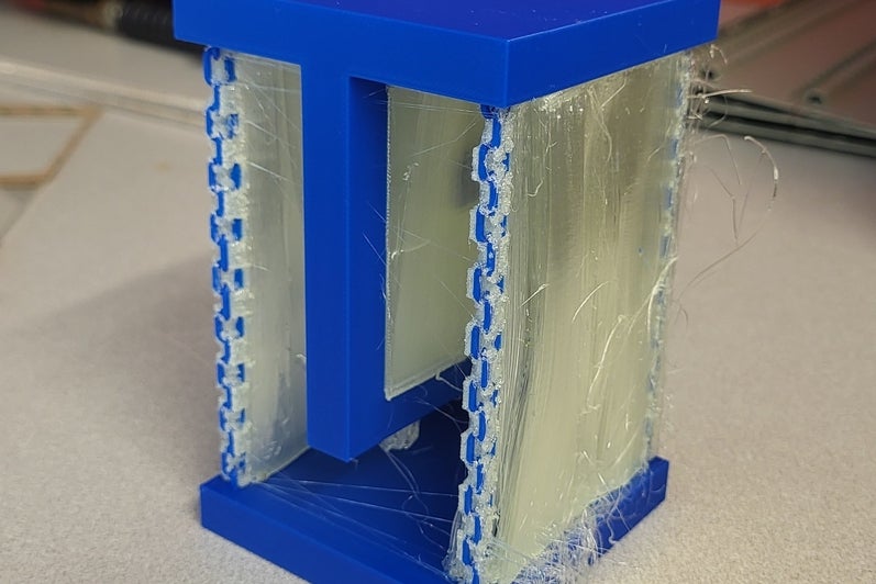 a 3D printed physics trick model is printed with water soluble supports