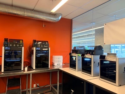 2 H2D printers and 3 X1C printers