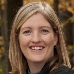 Headshot of Stacey Mahoney.