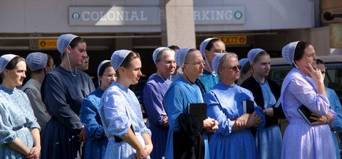 Mennonite women in Farragut Square