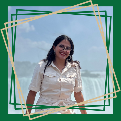 rocio in front of niagara falls