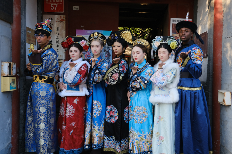 Students in traditional Chinese clothing 