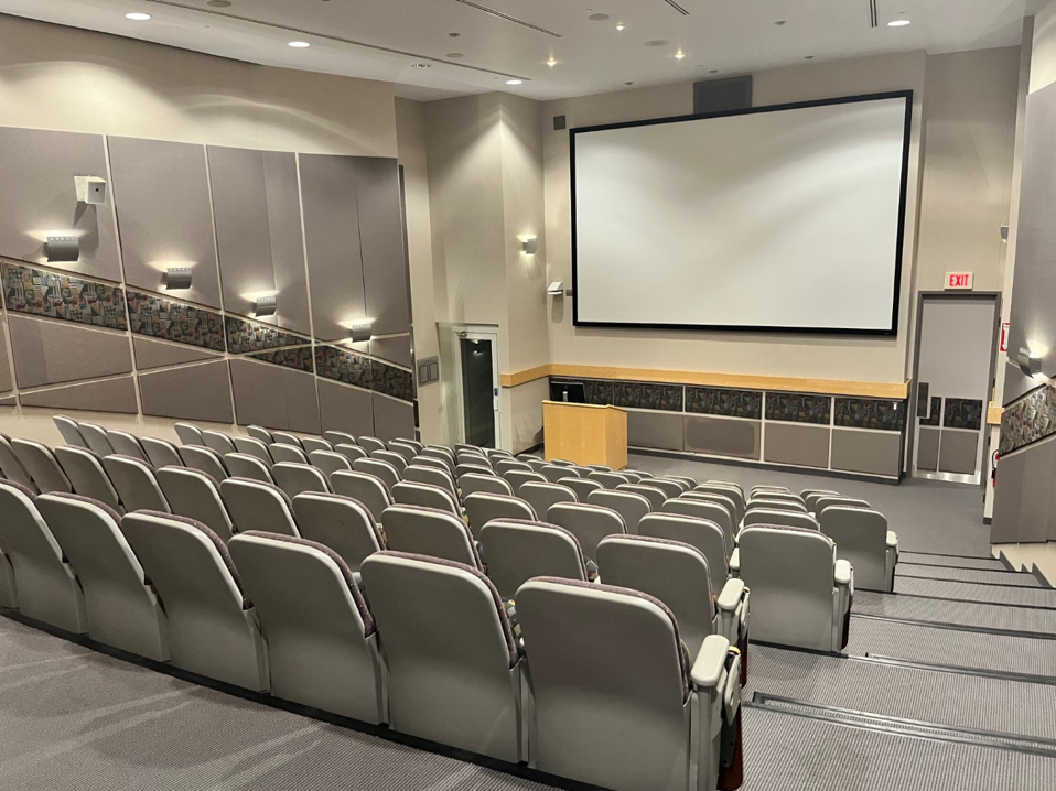 E5-1111 presentation room seating.