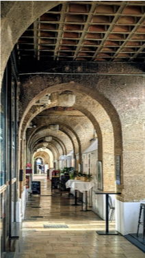 Marseille arches