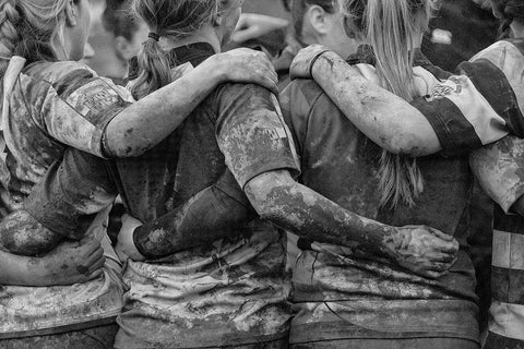 girls' rugby players