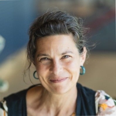 Headshot of Hallie Siegel