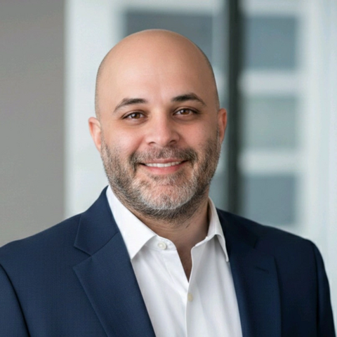 Headshot of Dan Mashatan