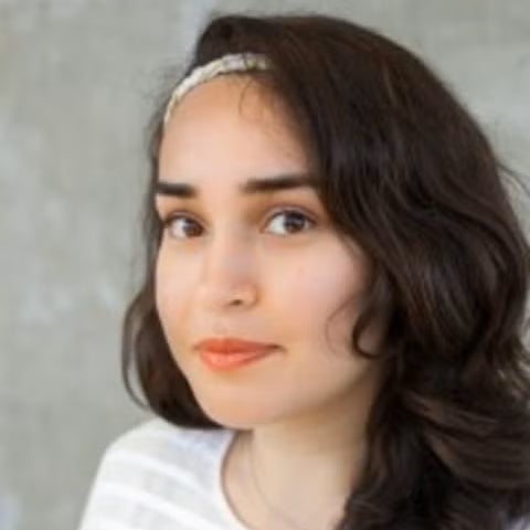 Headshot of Ellie Sanoubari