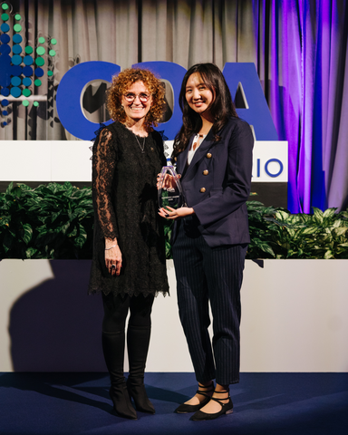 Jacqueline Sue accepting award at CPA Ontario