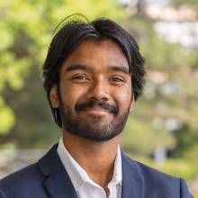 Jei Gnaneswaran Headshot