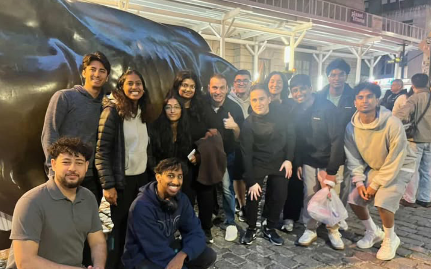 Group photo at the Charging Bull statue