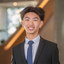 Headshot of Daniel Yang 