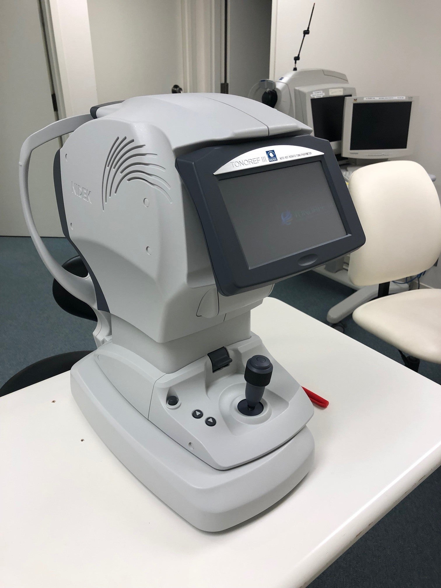Optometry: Nidek Auto Refractometer
