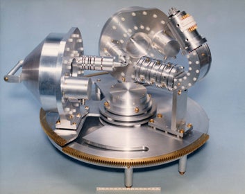 Coplanar Electron Spectrometer
