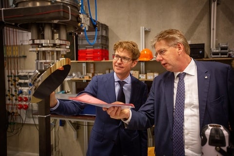 Gerard Meijer and Sander Dekker at FELIX Facility, Netherlands