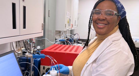 Nyhenflore Delva in a lab.