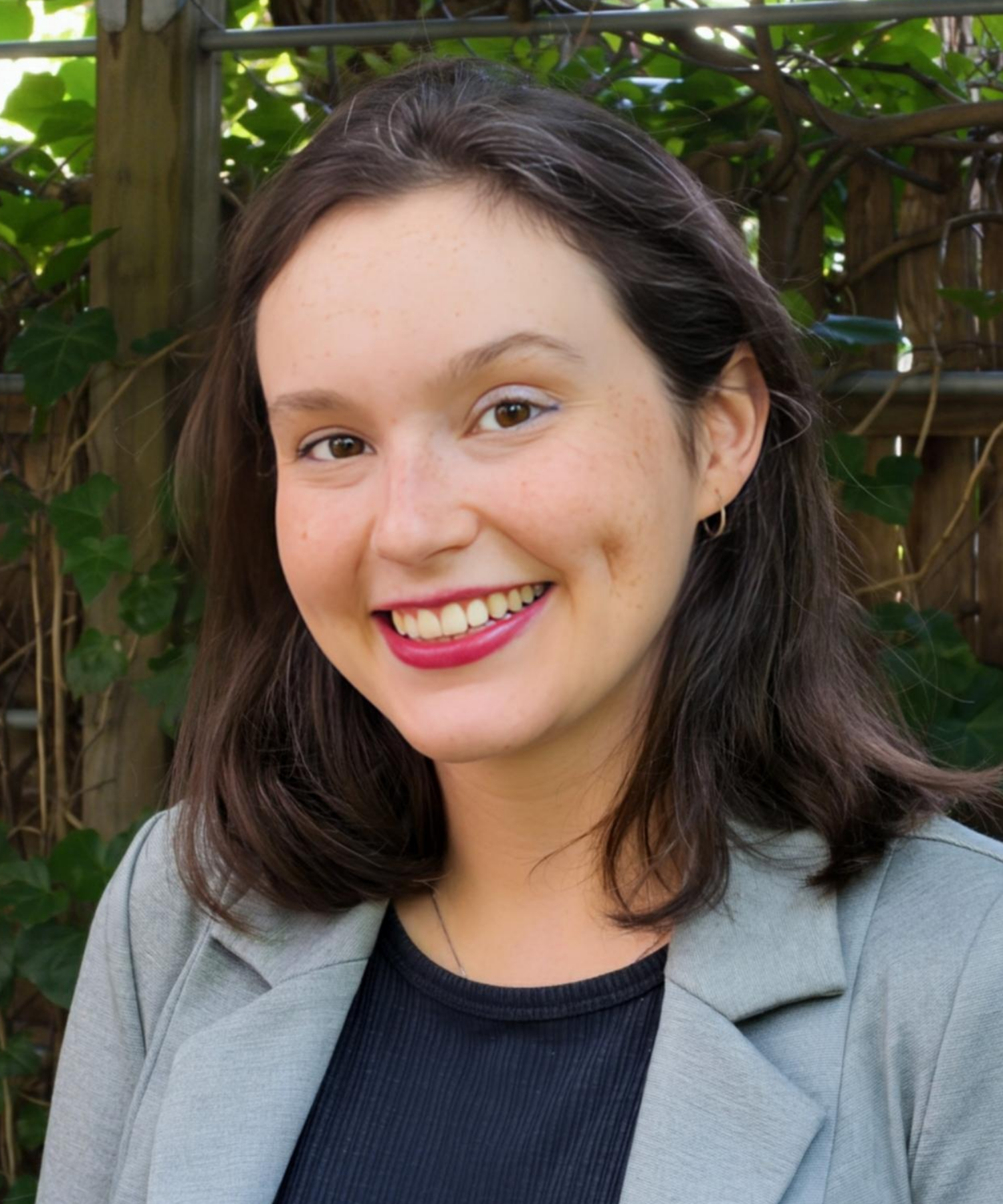 Emily Pass headshot
