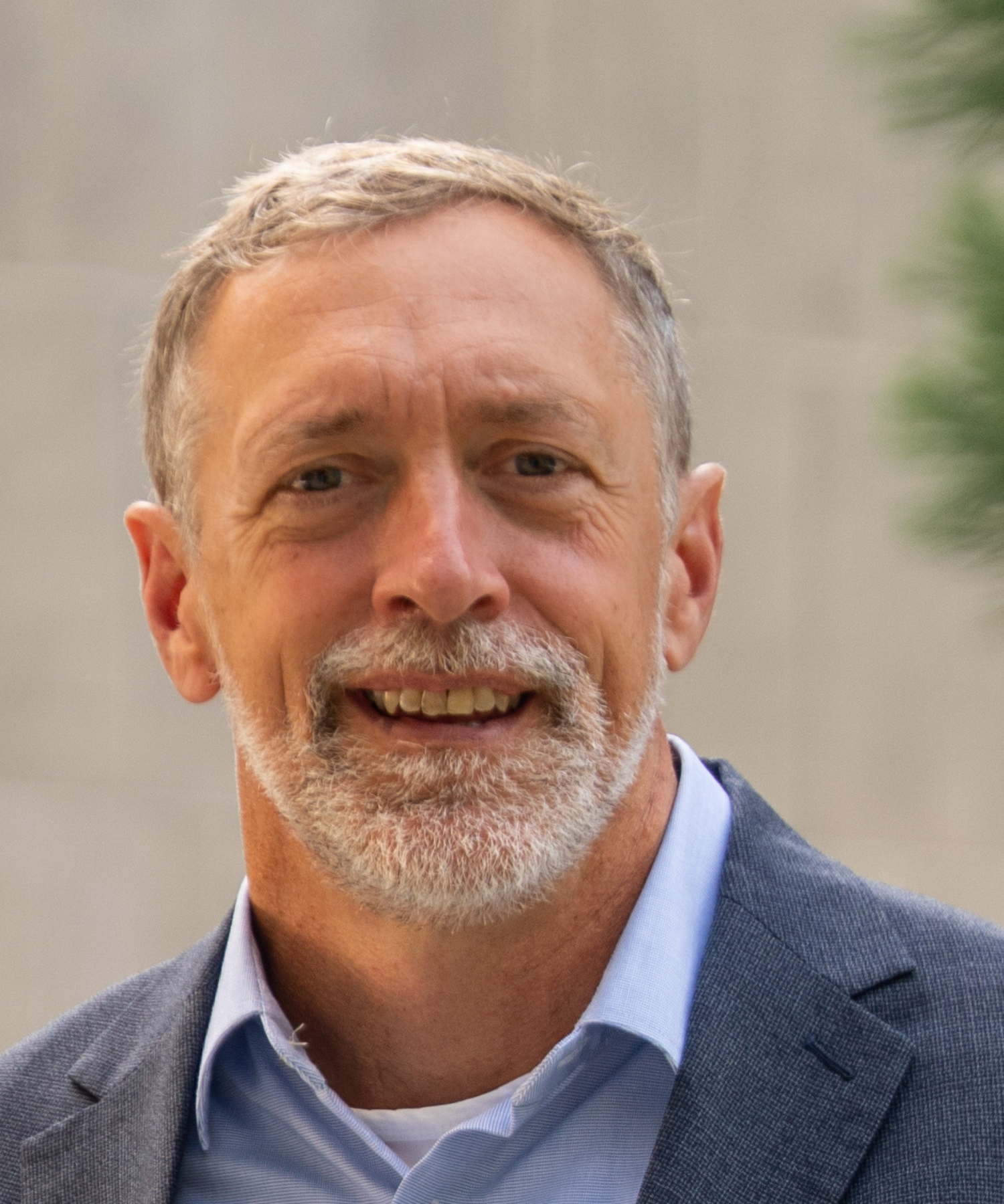 Robert Britton headshot