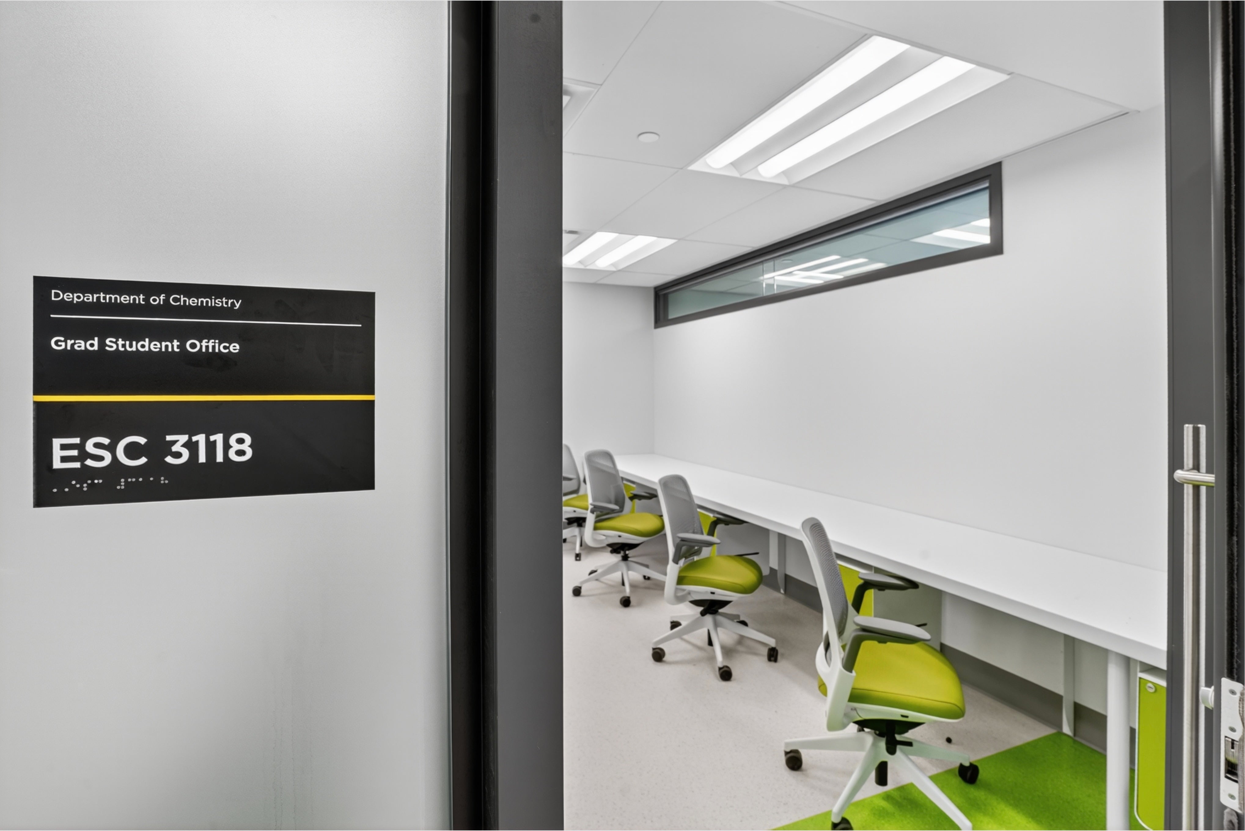 Graduate workspace in the new ESC labs. 