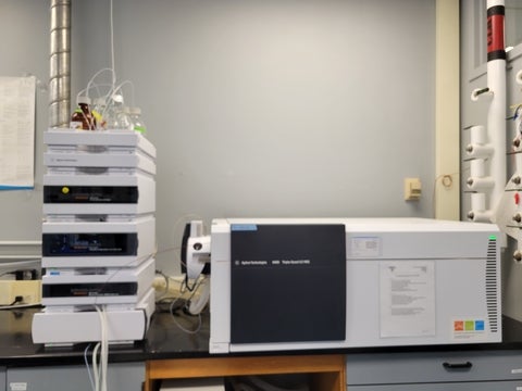 Agilent 1260 LC with 6460 QQQ MS