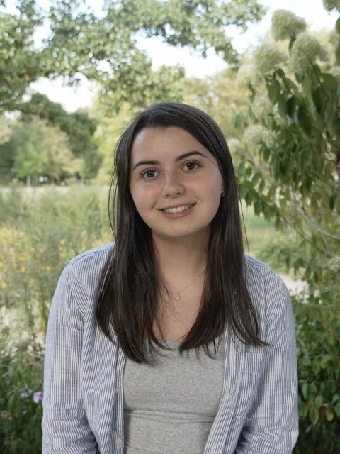 Lab member Phoebe Macleod Emmer