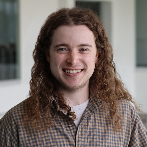 Headshot of Noah Pratt